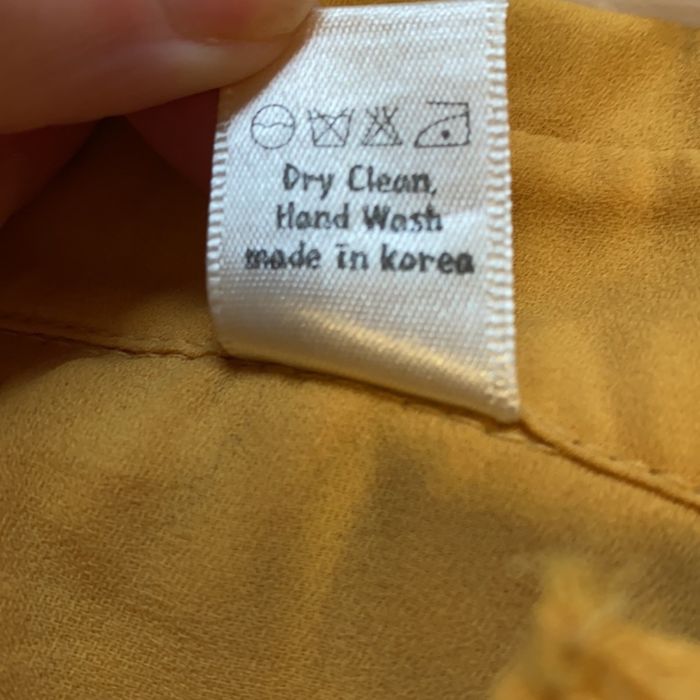 🎉 Mustard Ruffle Blouse - Picture 8 of 9